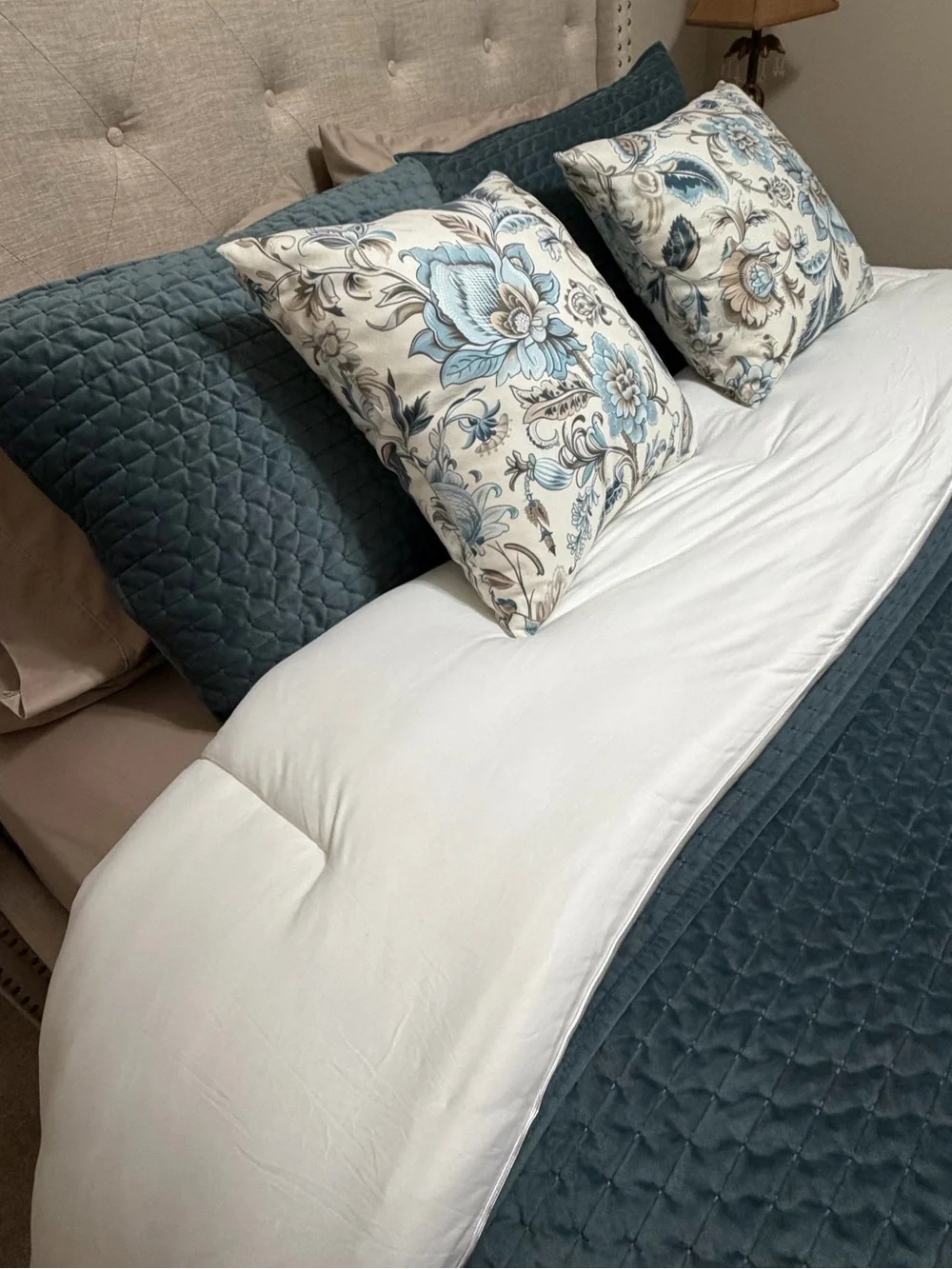 Plush Reversible Gray and White Comforter - Mellow Brand